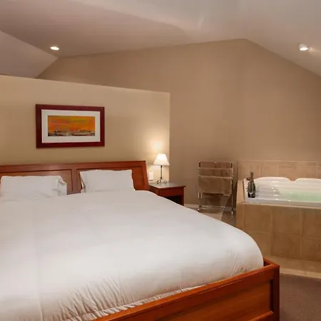 Pigeon Creek Inn - Adults Only Holland Exterior photo
