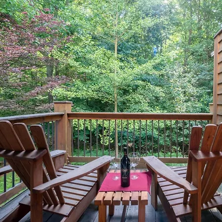 Pigeon Creek Inn - Adults Only Holland Exterior photo