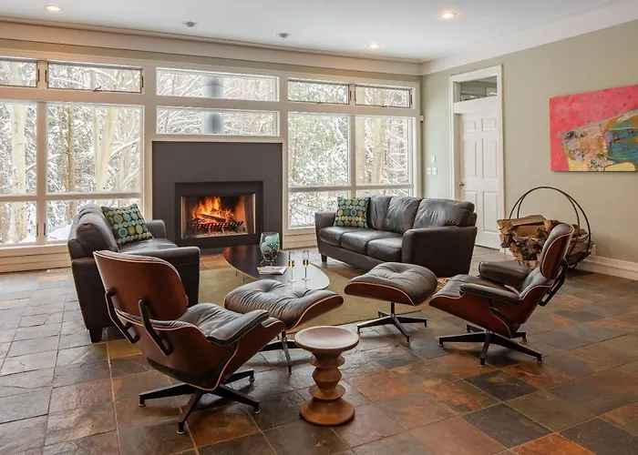 Pigeon Creek Inn - Adults Only
