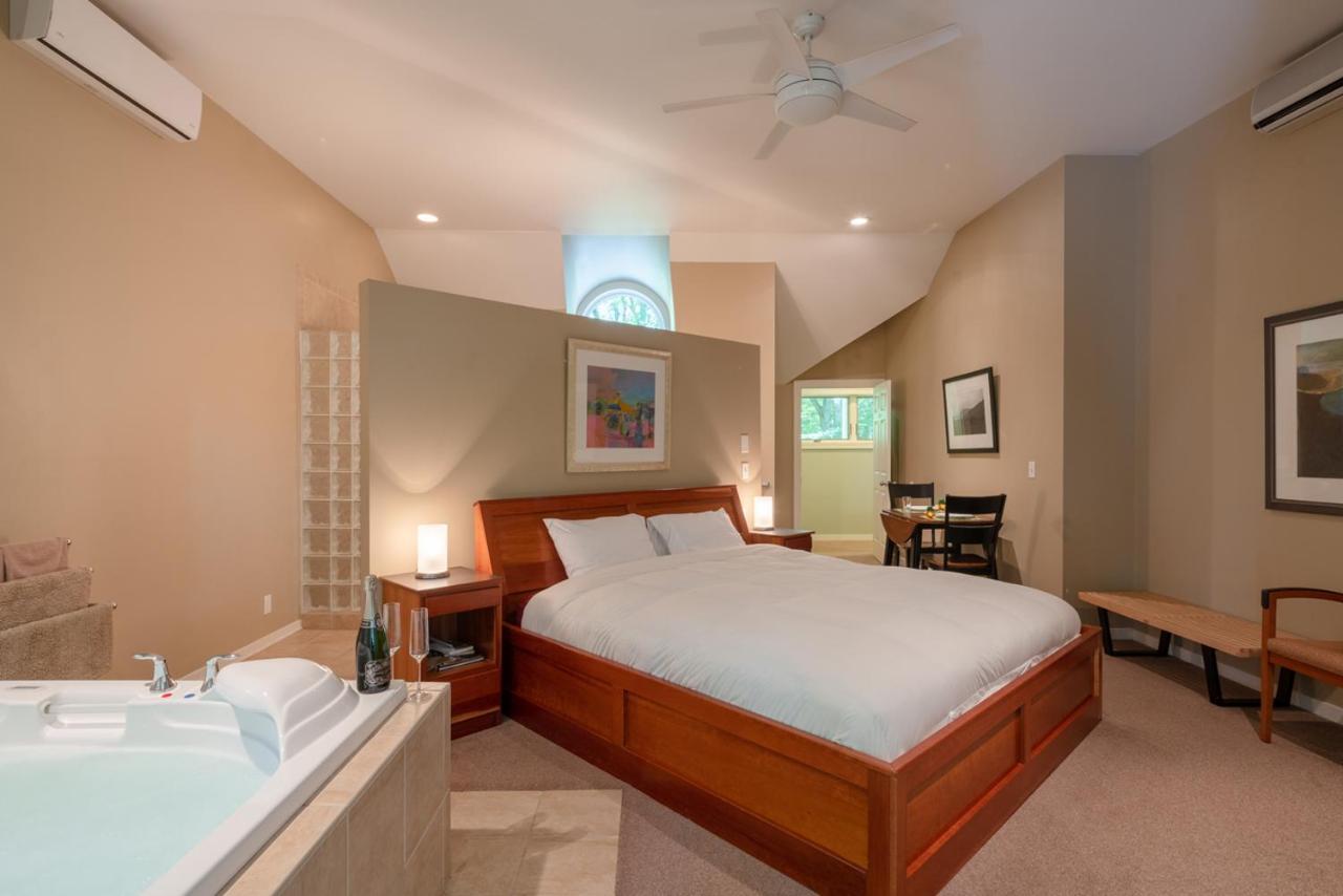 Pigeon Creek - Adults Only Couette-café 3*