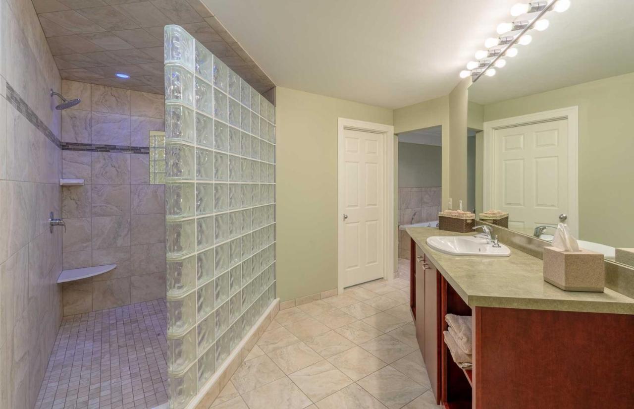 Pigeon Creek - Adults Only 3*